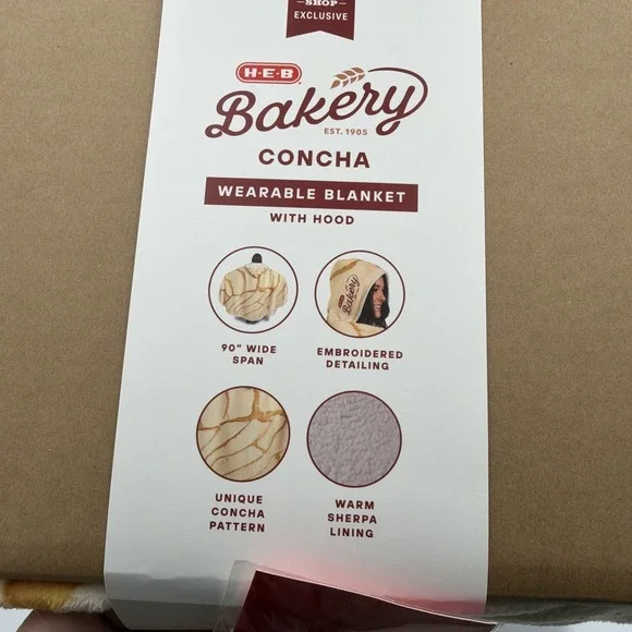 NEW! HEB Bakery Concha W/HEB PIN Blanket w/Hood | Plush Sherpa Lining | 90"x60" - Picture 6 of 6